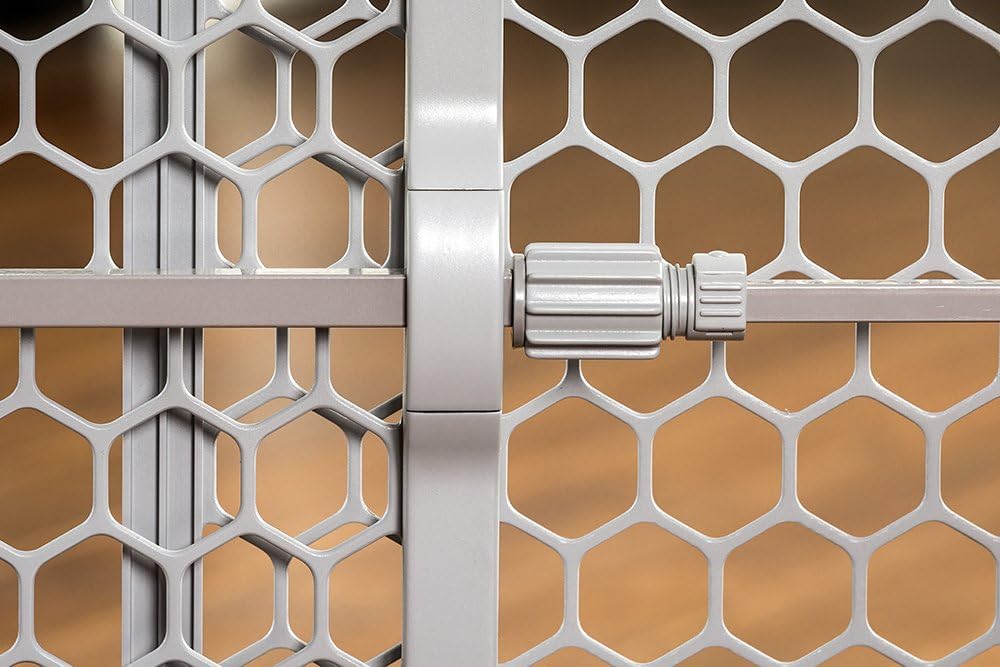 Regalo Easy Fit Plastic Adjustable Baby Gate
