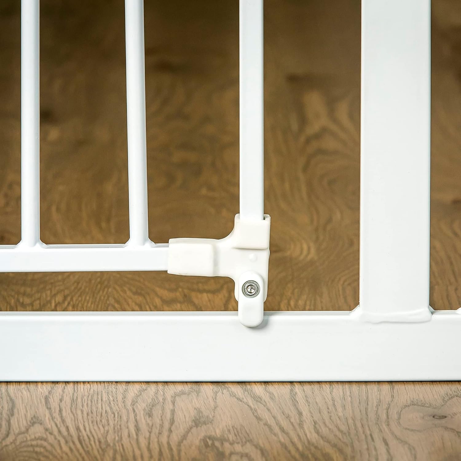 Regalo Easy Step 385 Inch Wide Walk Thru Baby Gate