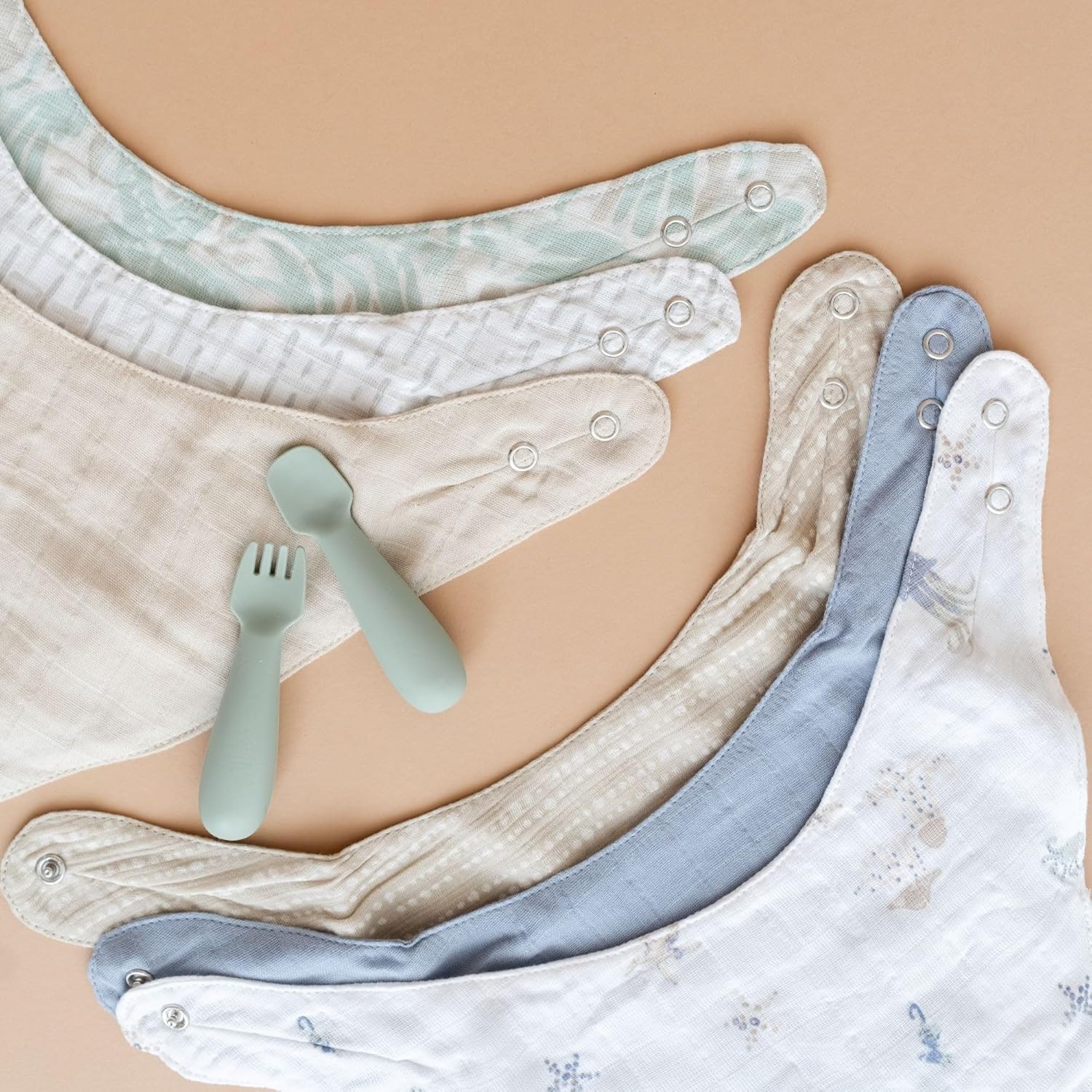 Crane Baby Soft Muslin Bib Set for Teething and Drooling 1